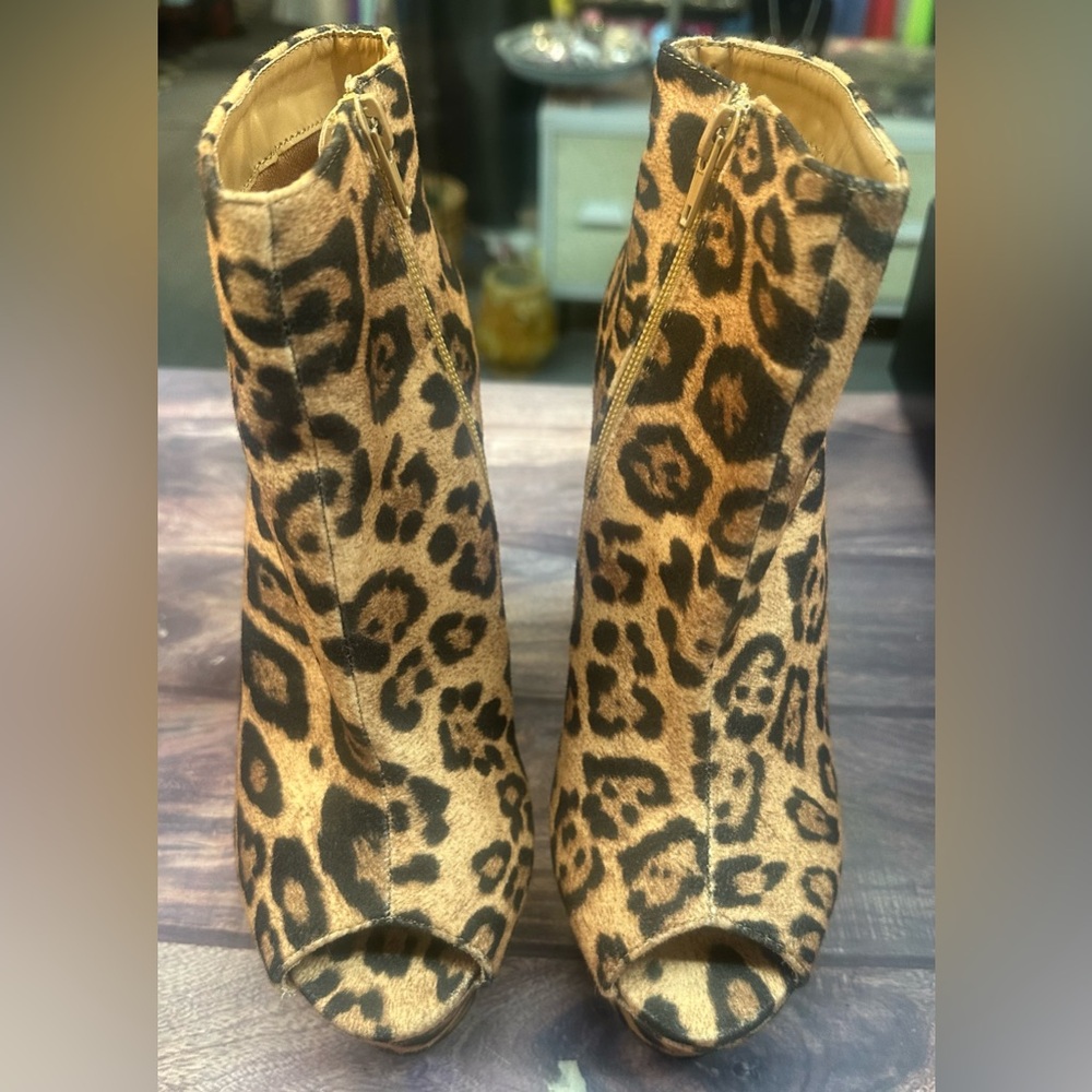 Liliana Leopard Print Peep Toe Heels